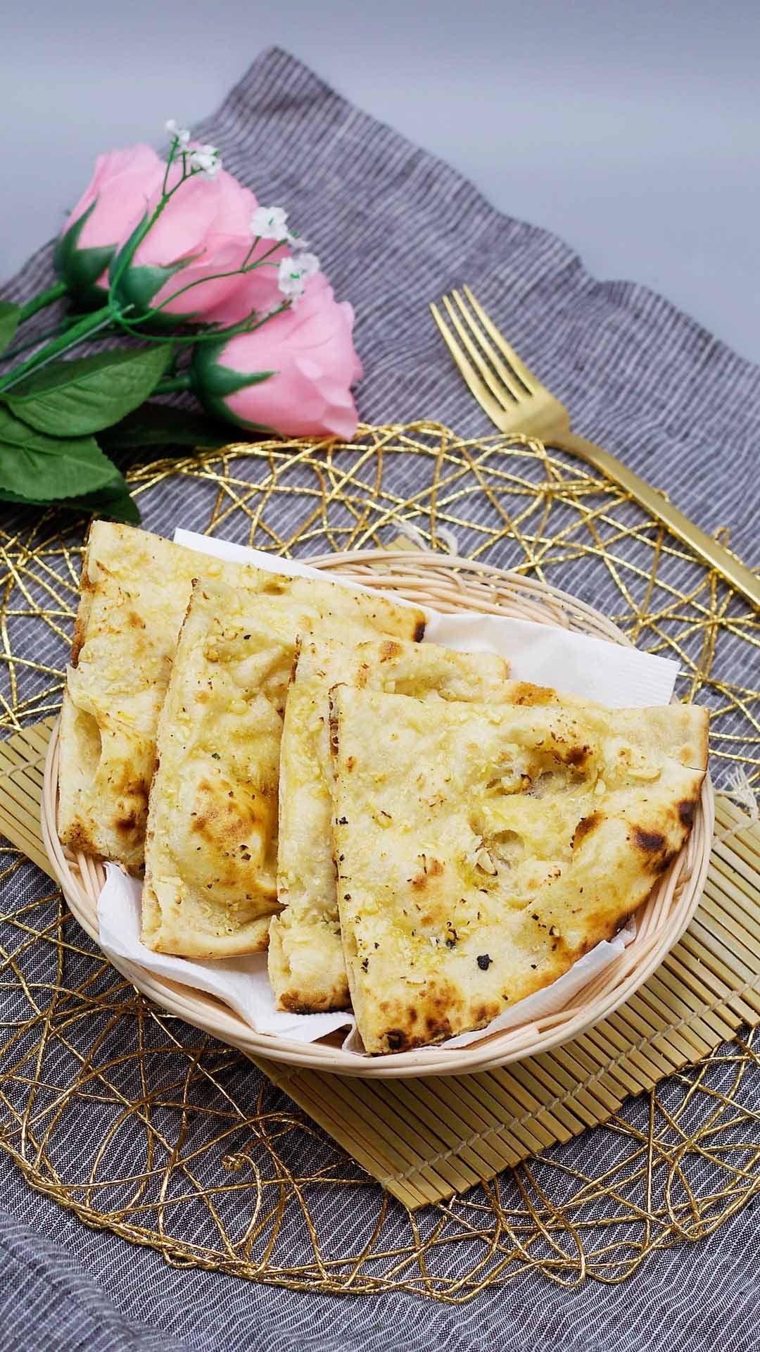 Garlic Naan.
